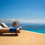 Lemoni Skala - Heated Infinity Pool With Sea Views & Outside Cinema Вилла *