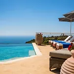 Lemoni Skala - Heated Infinity Pool With Sea Views & Outside Cinema Вилла *
