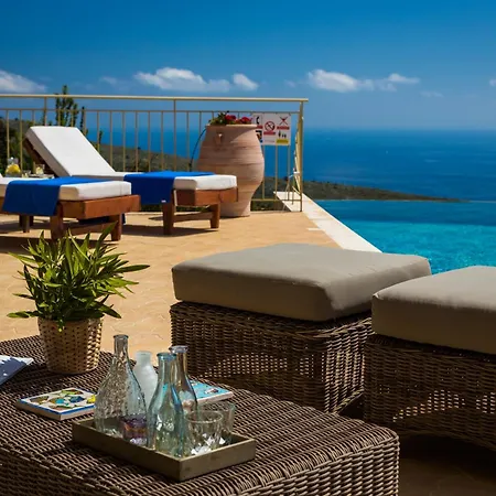 Villa Lemoni Skala - Infinity Pool With Sea Views, Bean Bag And Bbq