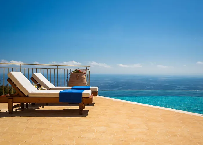 Lemoni Skala - Heated Infinity Pool With Sea Views & Outside Cinema Willa *