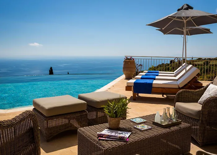 Lemoni Skala - Heated Infinity Pool With Sea Views & Outside Cinema Skala (Kefalonia)