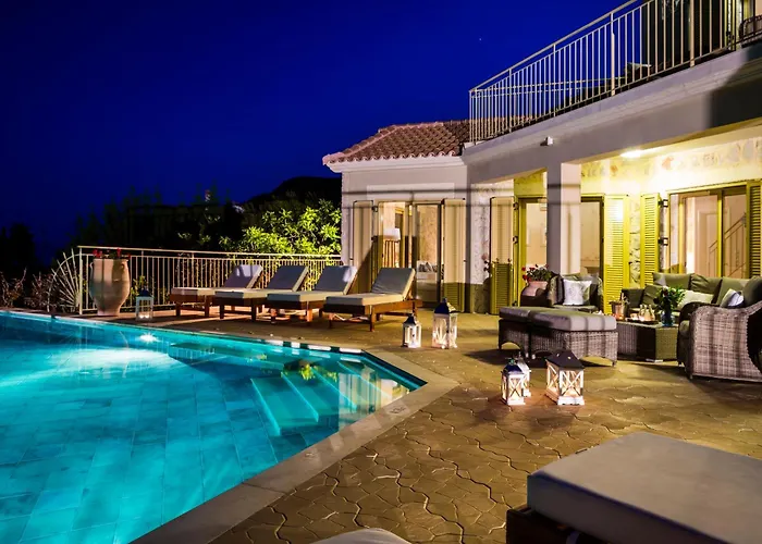 Villa Lemoni Skala - Heated Infinity Pool With Sea Views & Outside Cinema *
