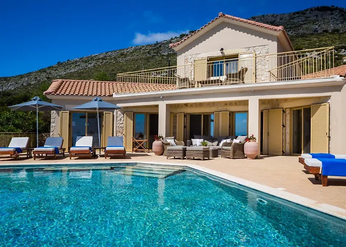 Lemoni Skala - Heated Infinity Pool With Sea Views & Outside Cinema * Skala (Kefalonia)